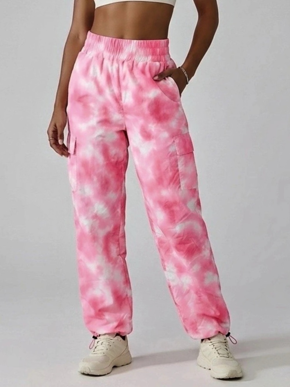 Forever 21 Tie-Dye Cargo Jogger Pants in Pink & White Size Medium